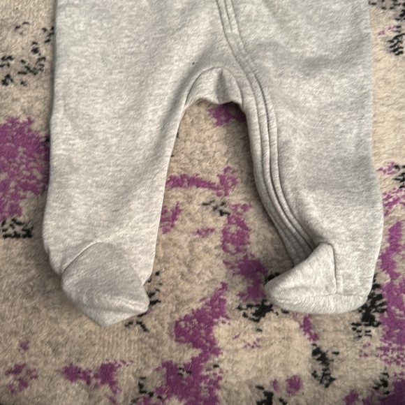 Baby First Favorites Arch GAP Logo One-Piece - Picture 7 of 12